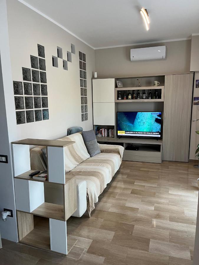 Cini Infinity House * Cinisello Balsamo